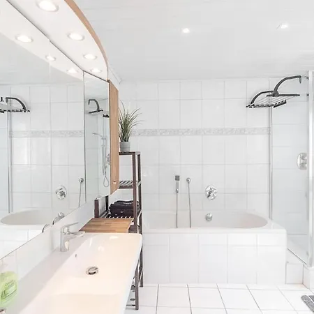 Apartment Gelbach Living